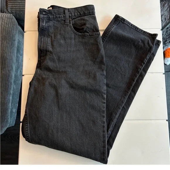 NWT Abercrombie & Fitch Curve Love 90's Straight Ultra High Rise Jean 32 X-Long - Picture 4 of 6